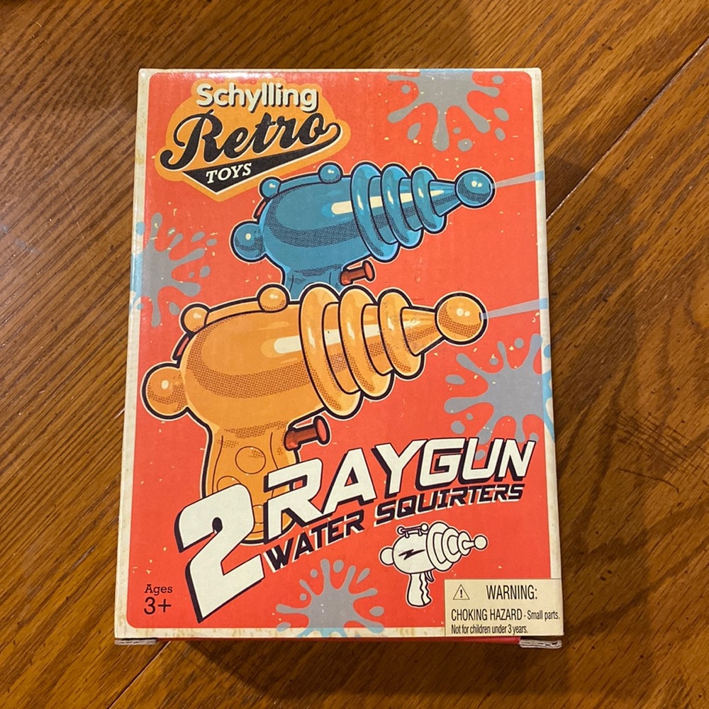 Schylling Retro Toys -2 Raygun Water Squirters